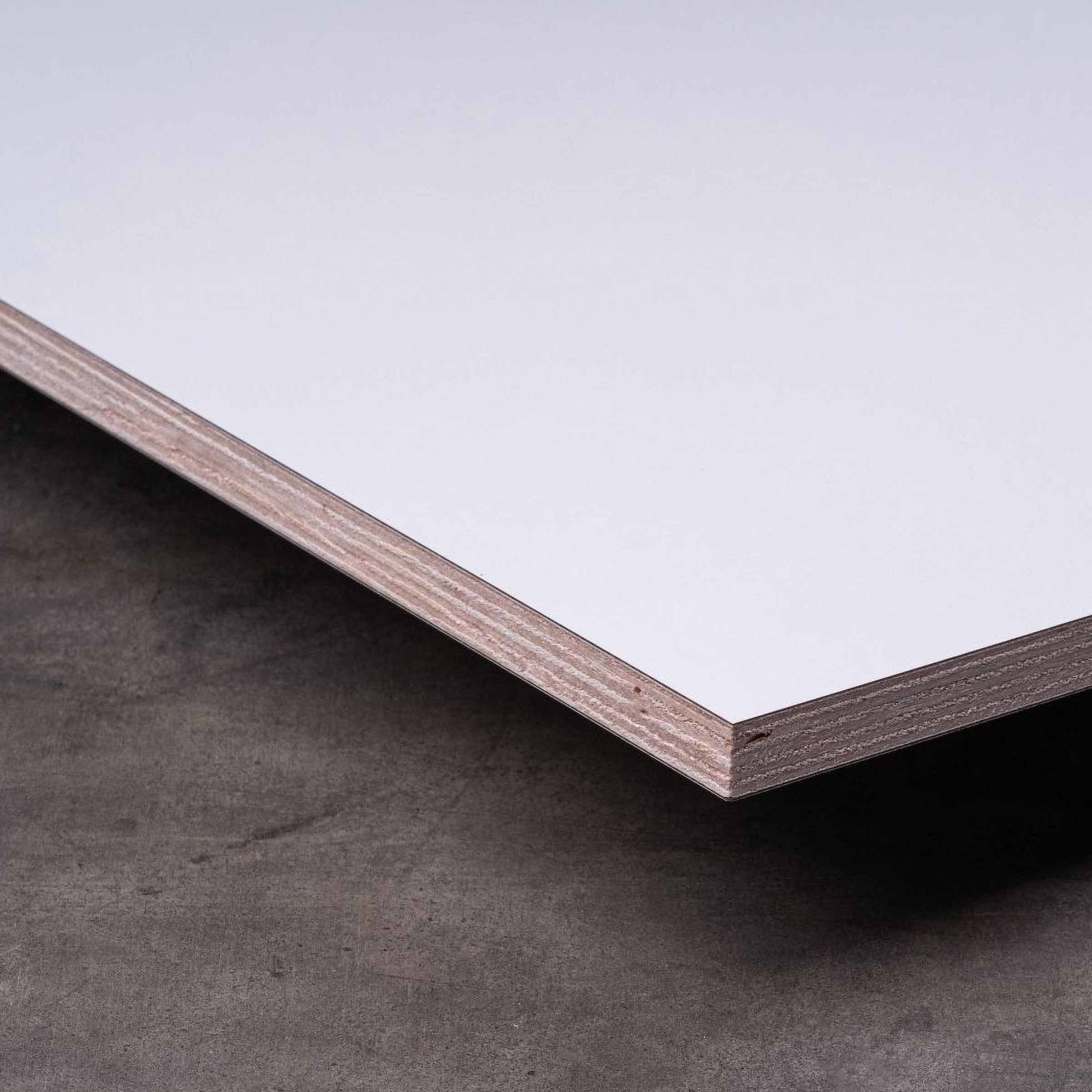 Queenply Multiplex Weiß extrem matt